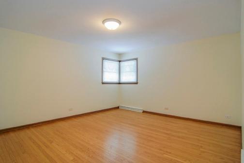 N780 Delano Street Wheaton, IL 60187 - Photo 11 of 16
