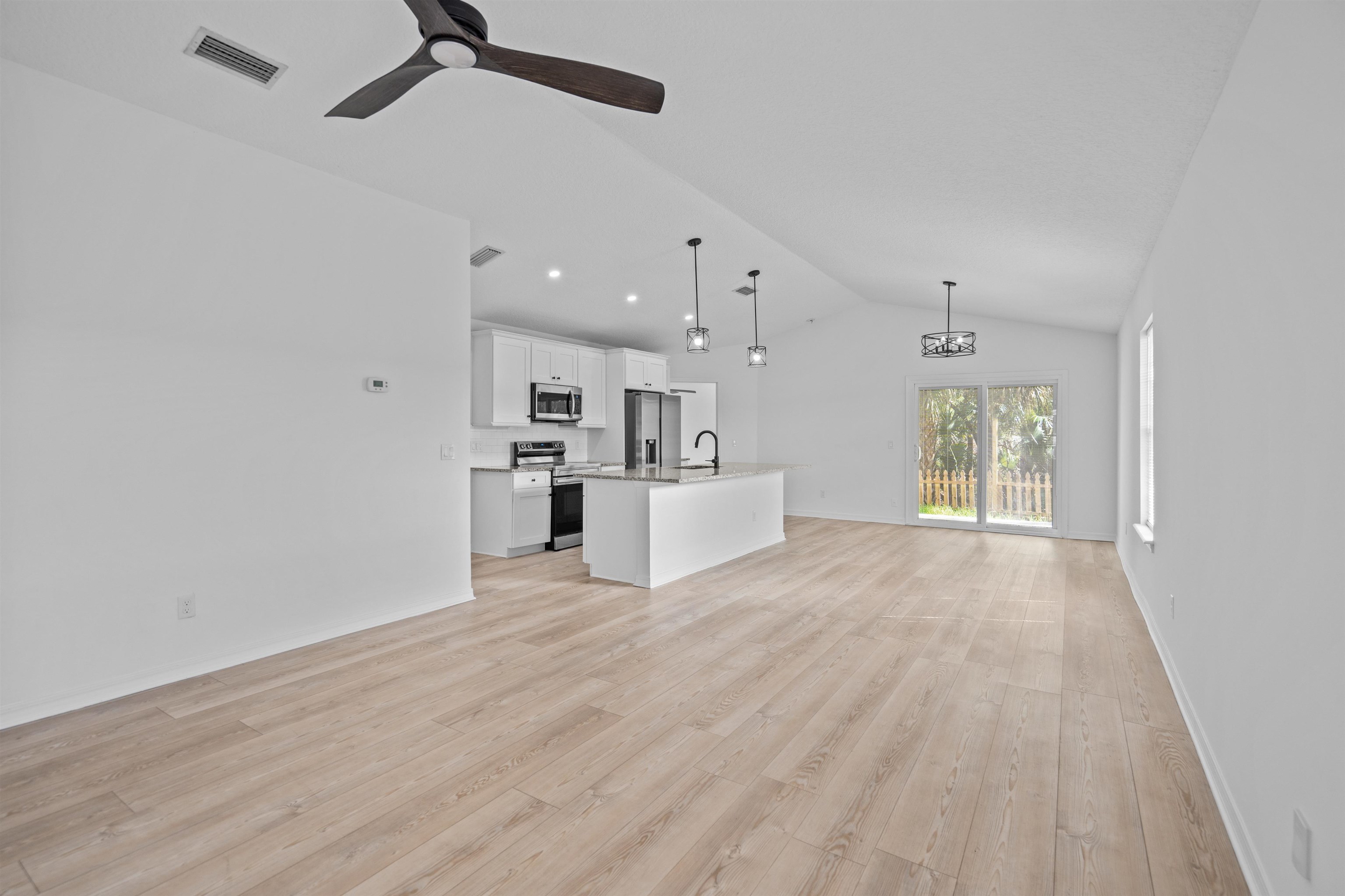 236 Nesmith Avenue St. Augustine, FL 32084 - Photo 10 of 40