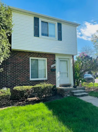 $174,900 | 22935 Gary Lane, St. Clair Shores, MI 48080