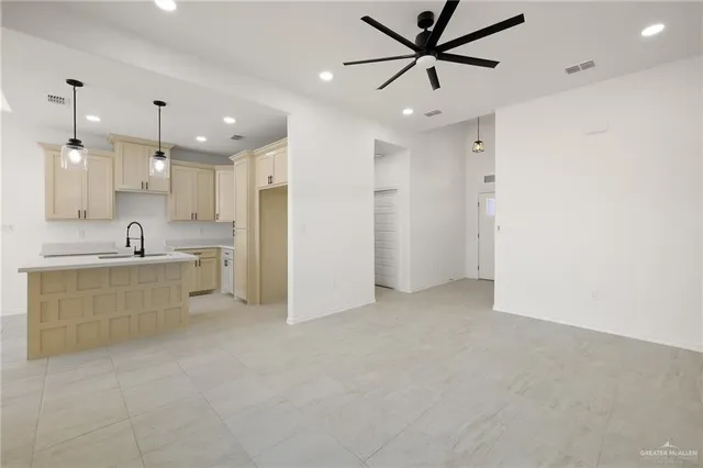 $199,850 | 428 North Leon Avenue, Weslaco, TX 78599