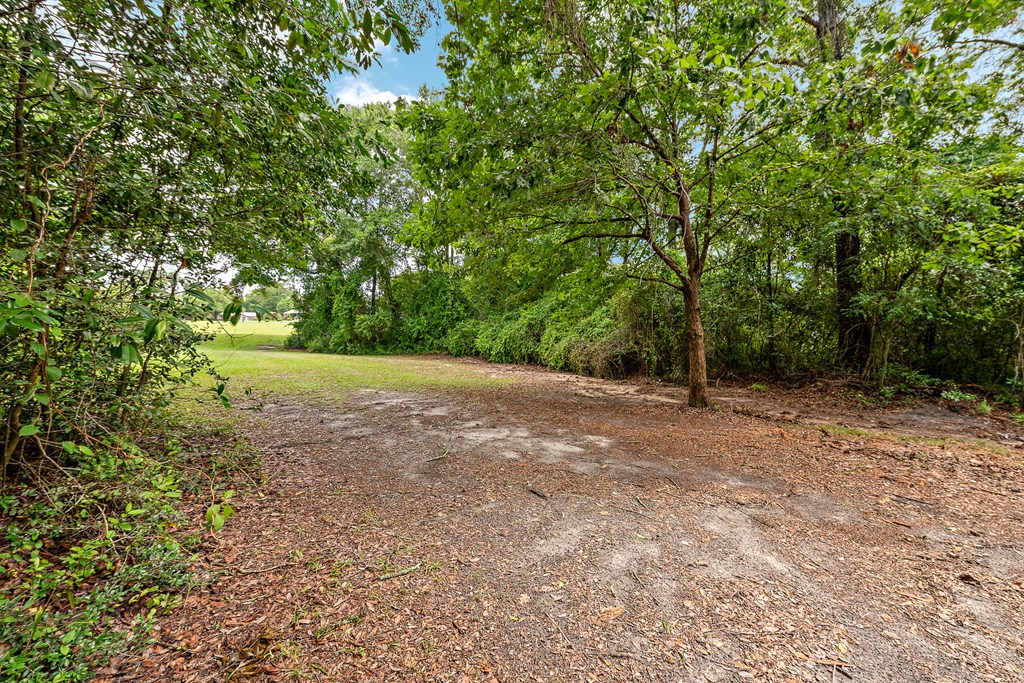 306 North Cherokee Street Geneva, AL 36340 - Photo 32 of 36