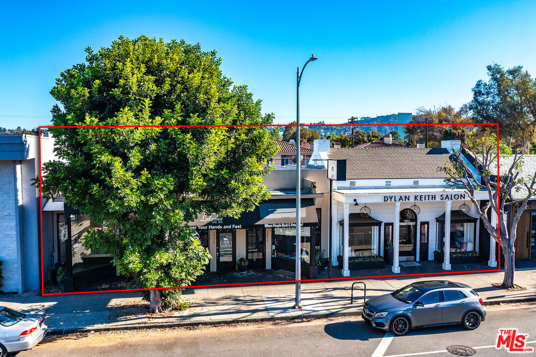 10216 Riverside Drive Toluca Lake, CA 91602 - Photo 16 of 22 a car parked in front of a building