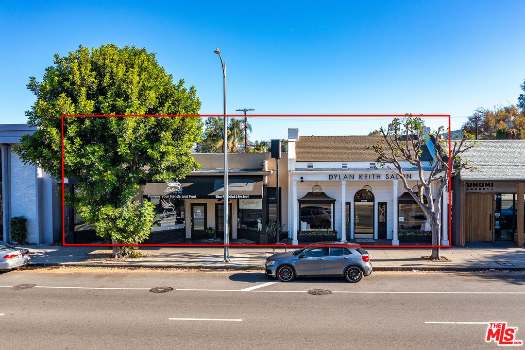 10216 Riverside Drive Toluca Lake, CA 91602 - Photo 2 of 22 a view of street with cars
