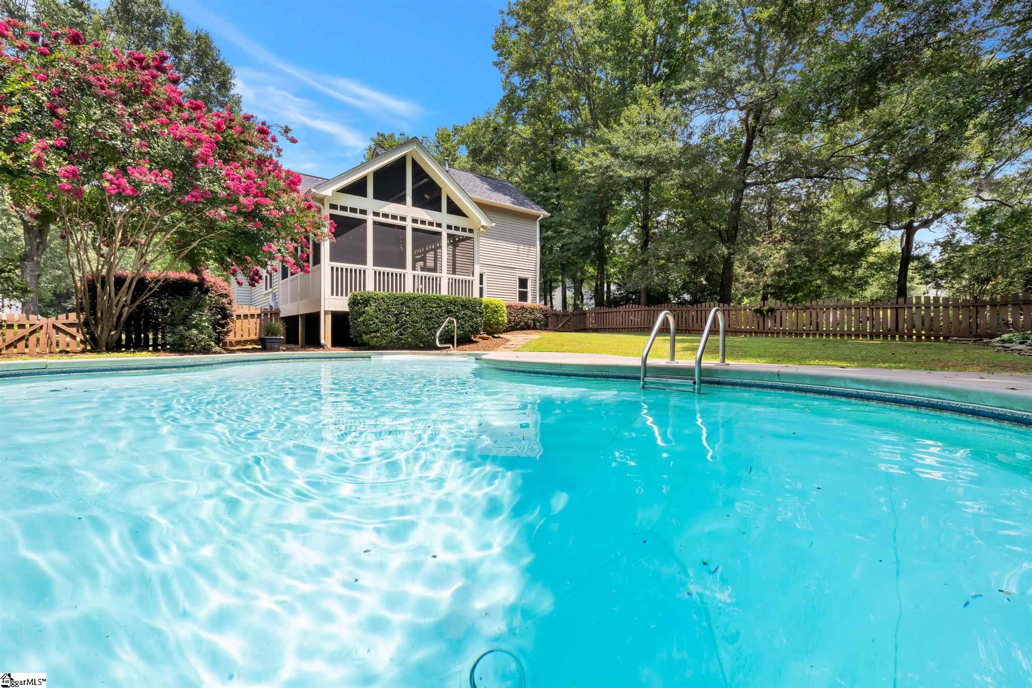 111 Red Maple Court Fountain Inn, SC 29644 - Photo 2 of 36 Gallery Image 2