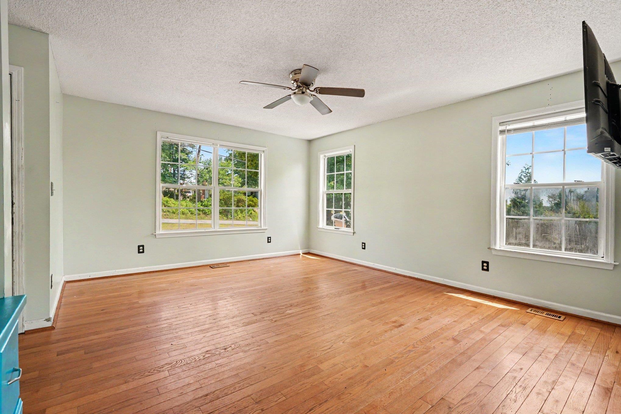 778 Windmill Hill Road Inman, SC 29349 - Photo 9 of 33