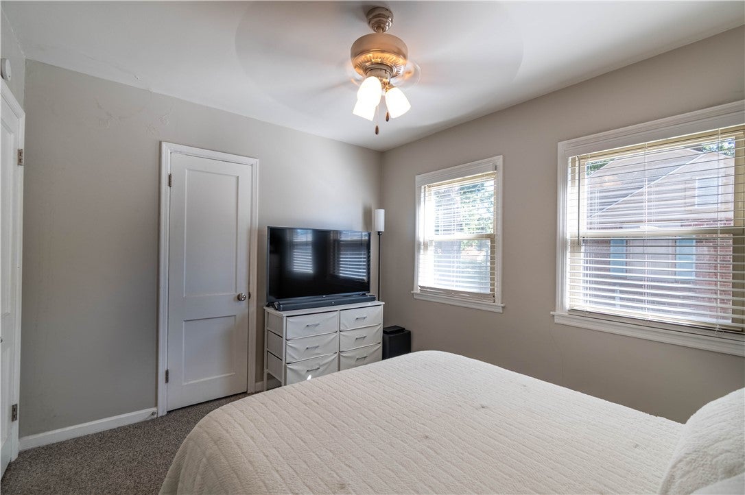 1827 Shady Crest Street Decatur, IL 62521 - Photo 14 of 25 Gallery Image 14
