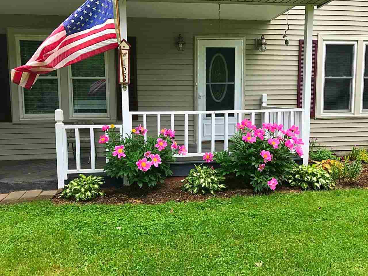128 Old Sawmill Road Colchester, VT 05446 - Photo 2 of 31 Gallery Image 2