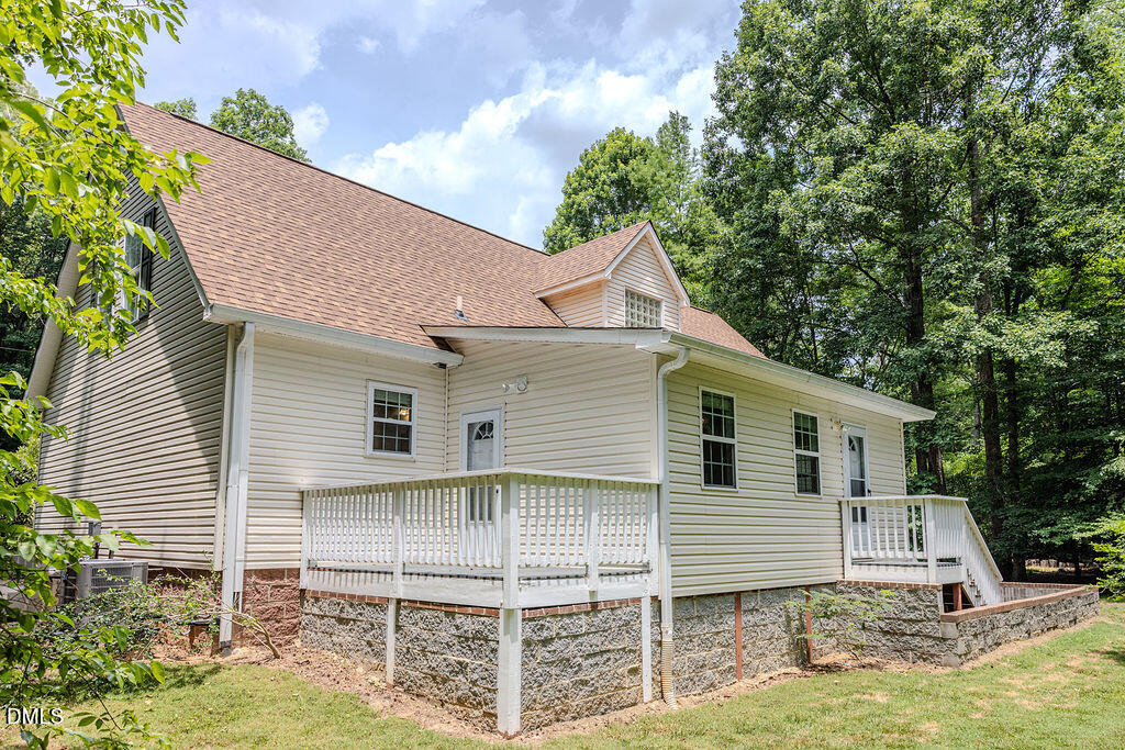 1806 Medfield Road Raleigh, NC 27607 - Photo 26 of 29