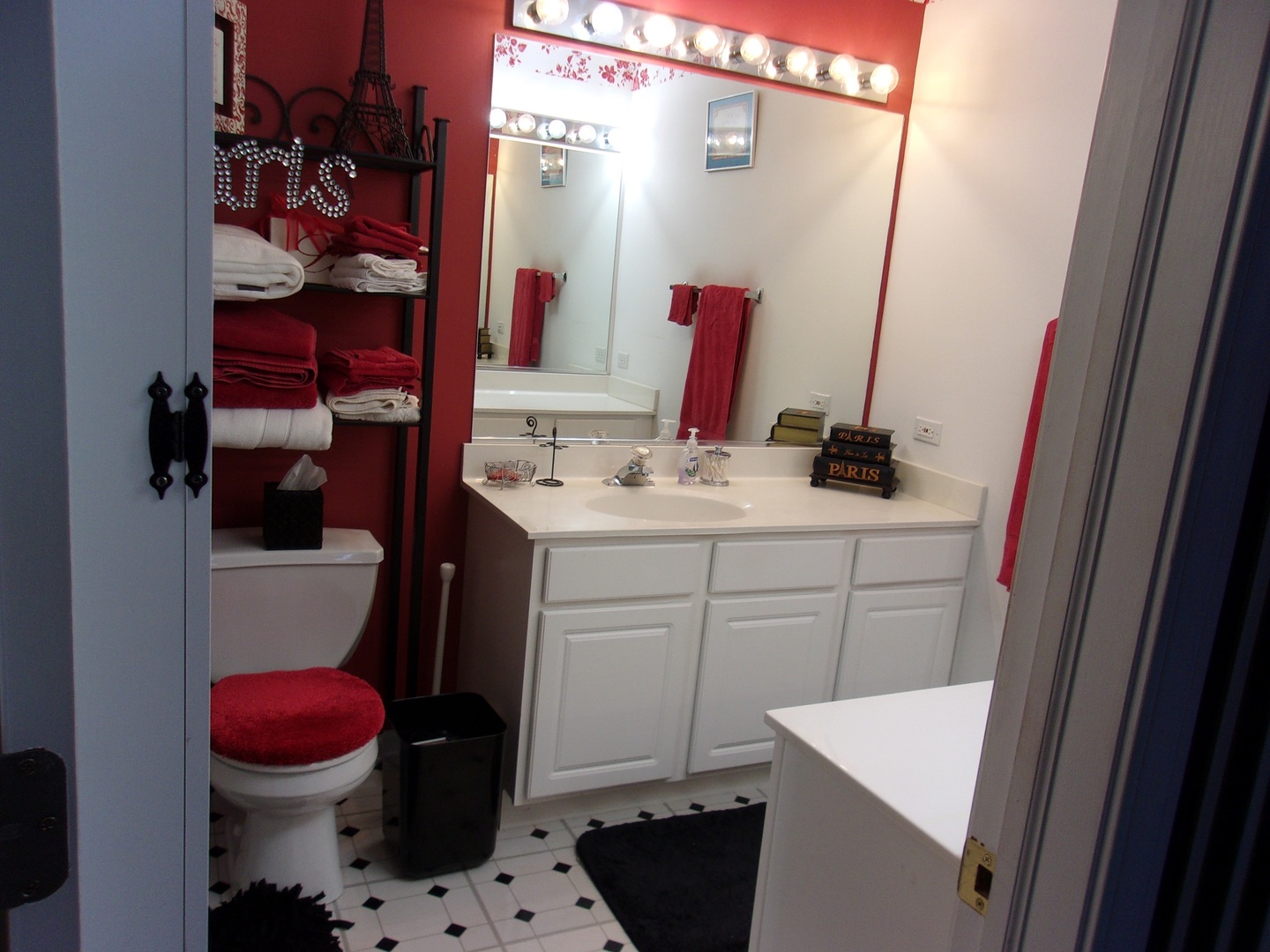 385 Aaron Lane Bolingbrook, IL 60440 - Photo 12 of 20 a bathroom with a sink vanity mirror and toilet