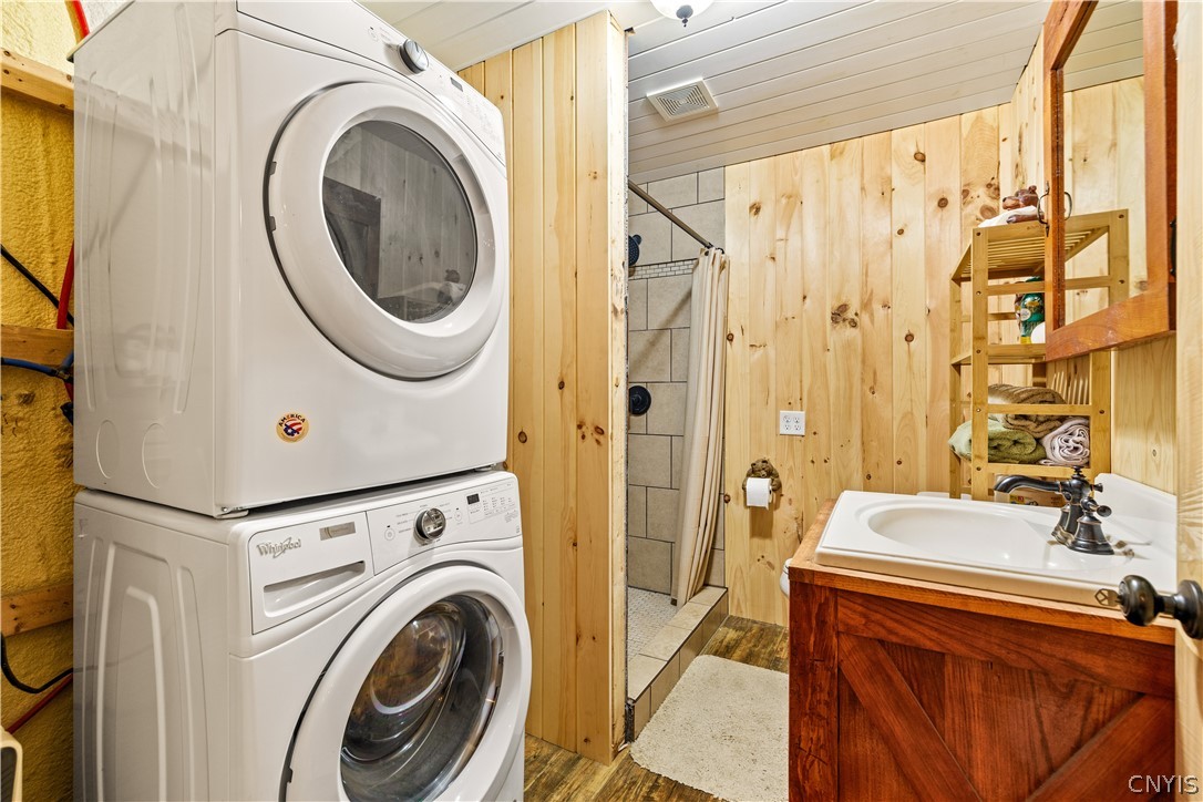 129 McKeever Road Webb, NY 13338 - Photo 11 of 50 Laundry