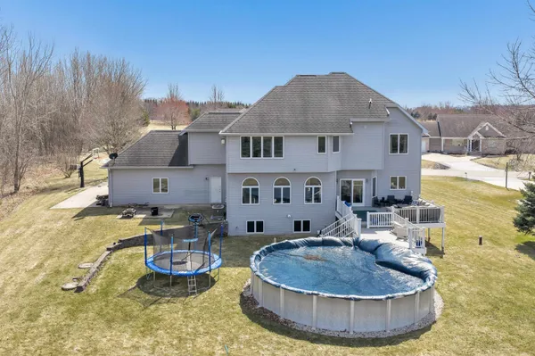 $749,900 | 3414 Syngentia Way, Neenah, WI 54956