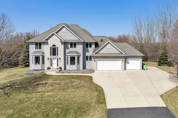 $749,900 | 3414 Syngentia Way, Neenah, WI 54956