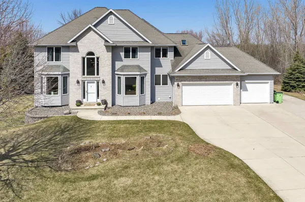 $749,900 | 3414 Syngentia Way, Neenah, WI 54956