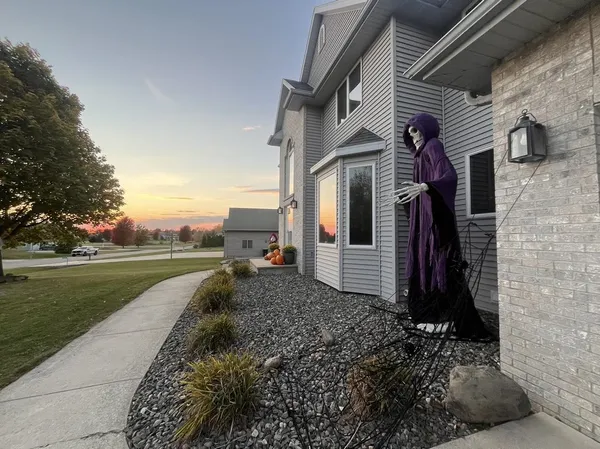 $749,900 | 3414 Syngentia Way, Neenah, WI 54956