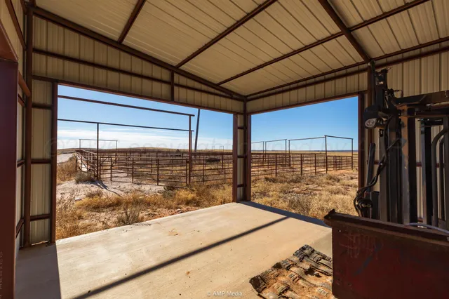 $1,500,000 | Undisclosed Address, Shamrock, TX 79079