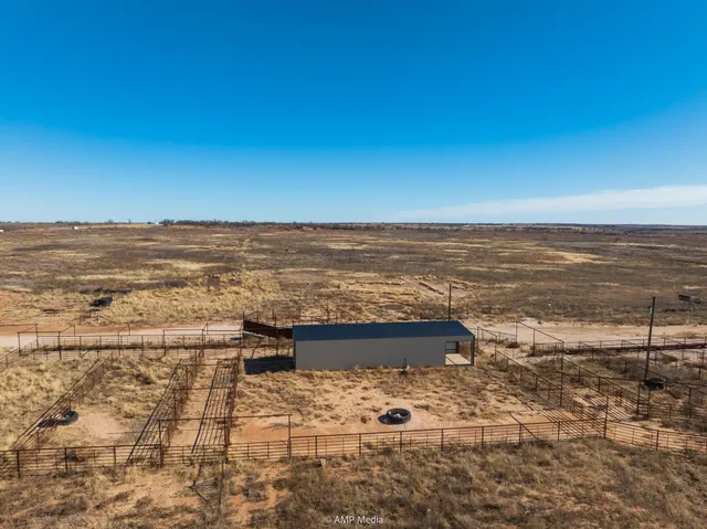 $1,500,000 | Undisclosed Address, Shamrock, TX 79079