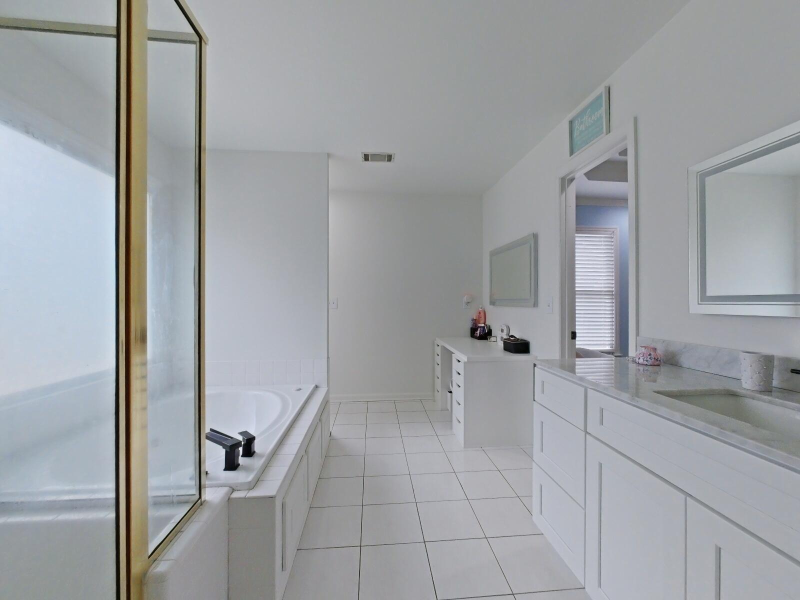 2819 Sellars Road Appling, GA 30802 - Photo 22 of 36 Main Bathroom (52)