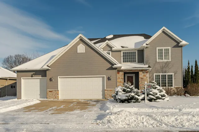 $600,000 | 3524 Jasper Lane Northeast, Rochester, MN 55906