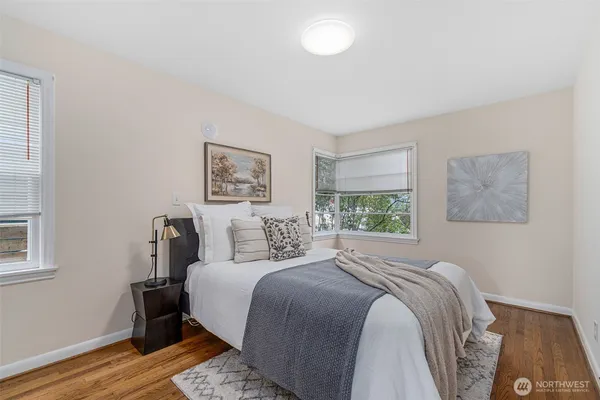 $1,785,000 | 555 Galer Street, Seattle, WA 98109