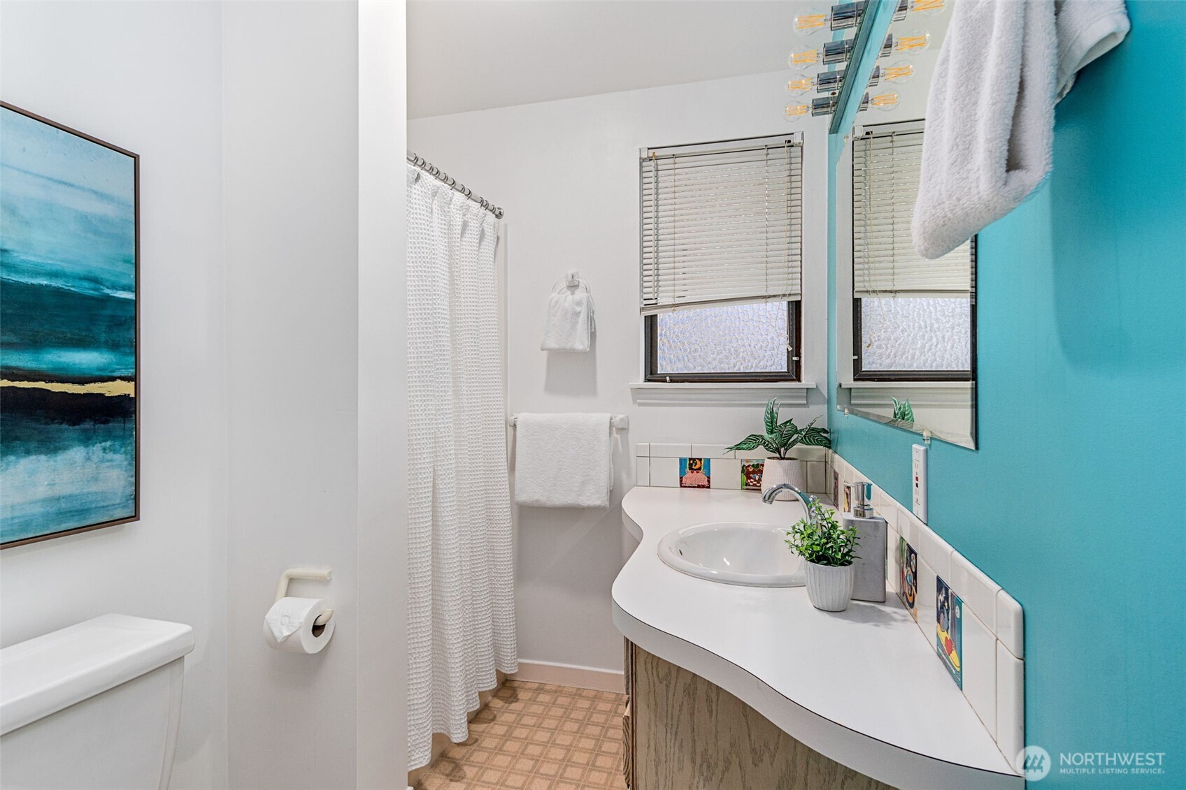 555 Galer Street Seattle, WA 98109 - Photo 30 of 40