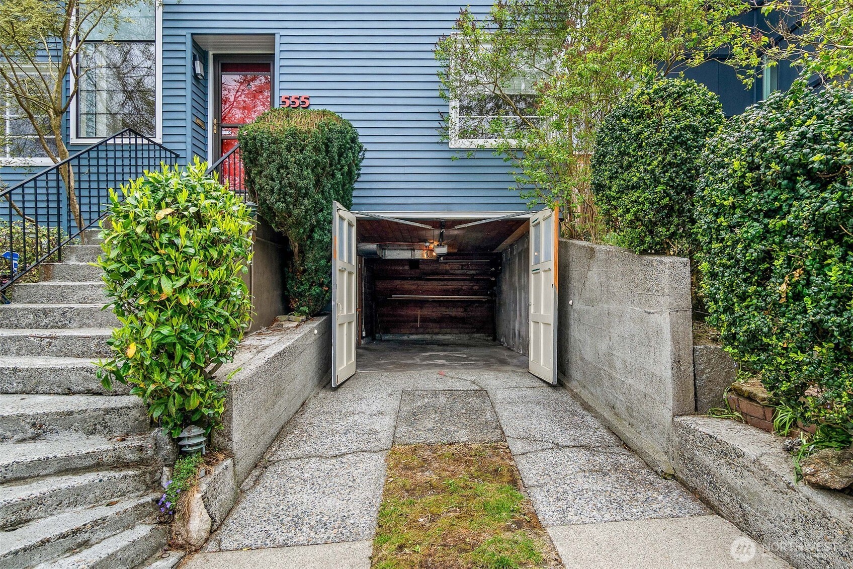 555 Galer Street Seattle, WA 98109 - Photo 39 of 40