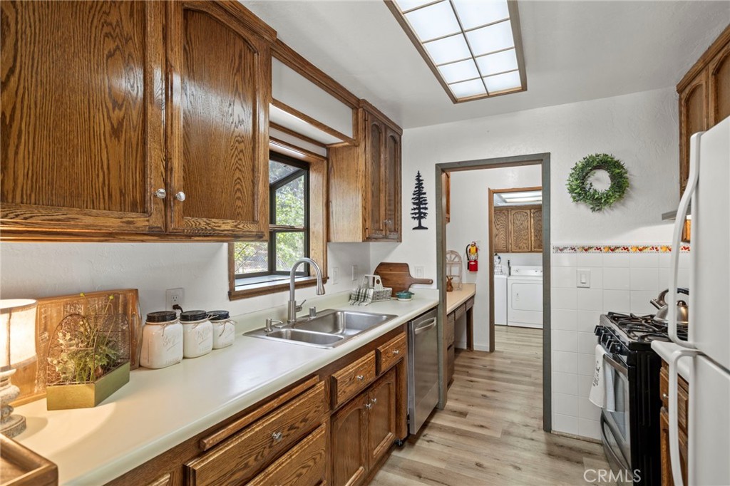 39169 Robin Road Big Bear Lake, CA 92315 - Photo 16 of 50