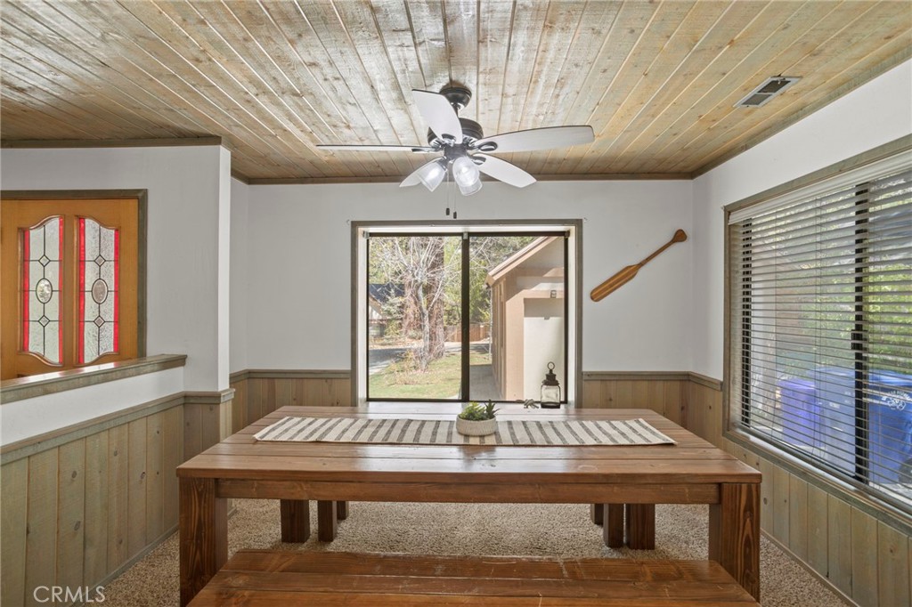39169 Robin Road Big Bear Lake, CA 92315 - Photo 7 of 50 Formal dining room with window seat