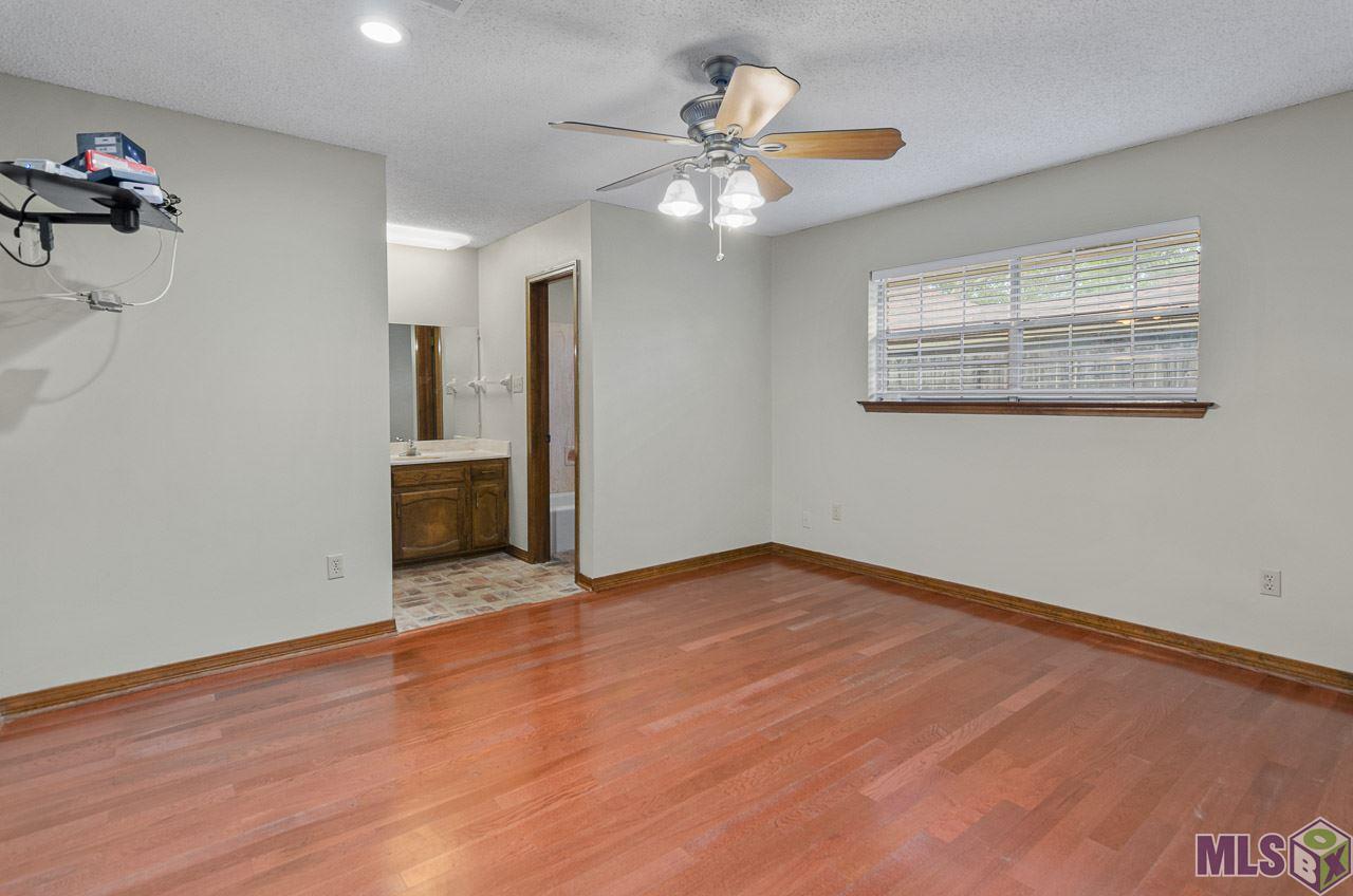 40234 La Rochelle Road Prairieville, LA 70769 - Photo 7 of 14 Master Bedroom
