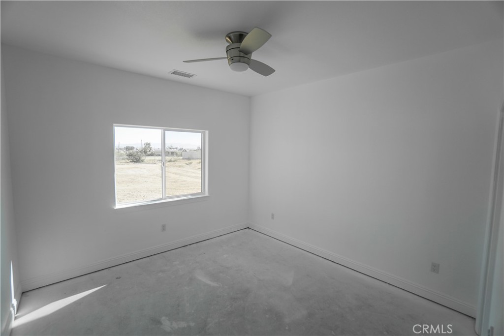 14416 Ricaree Road Apple Valley, CA 92307 - Photo 20 of 32