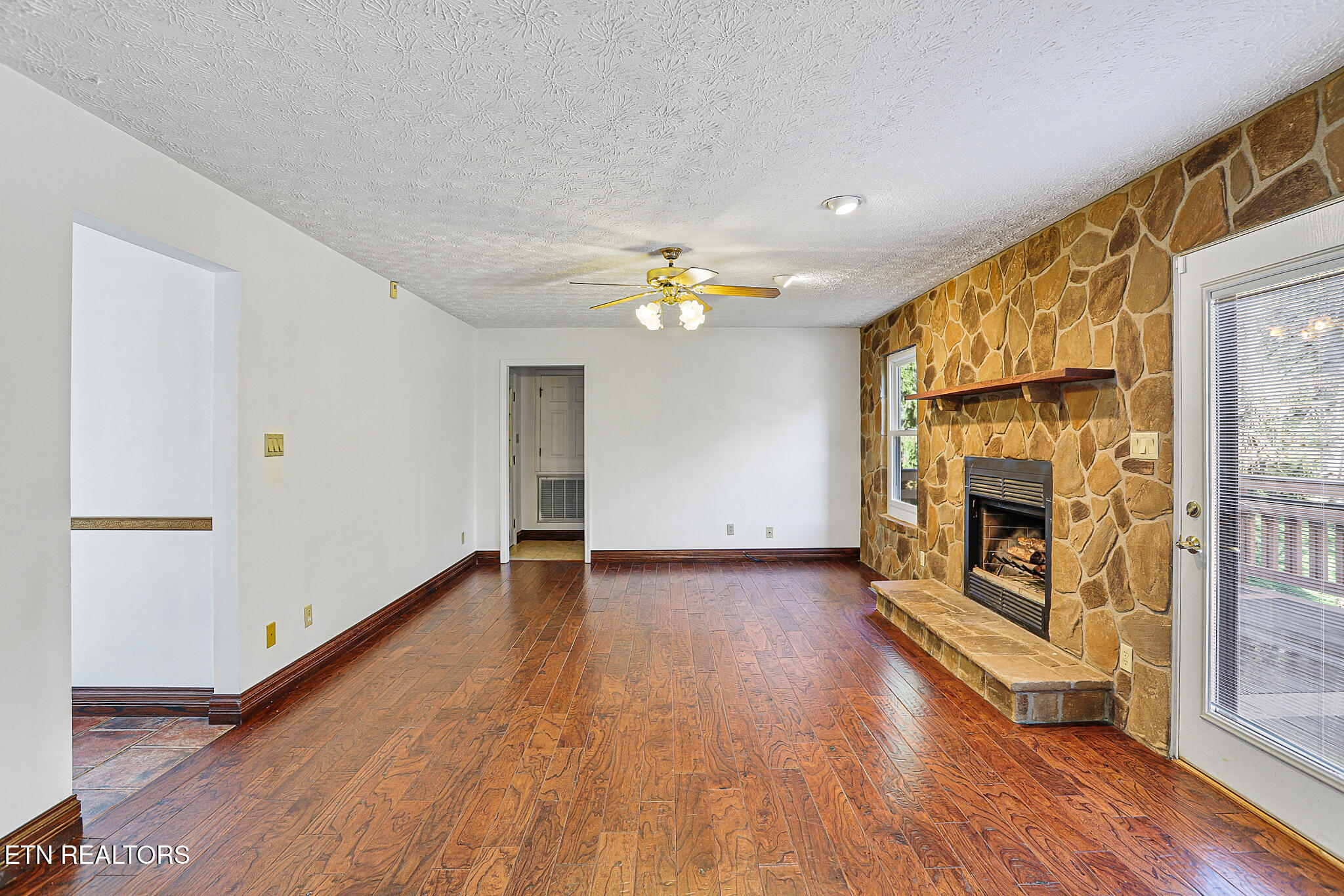 7024 Chartwell Road Knoxville, TN 37931 - Photo 14 of 31 7024 Chartwell Rd-44