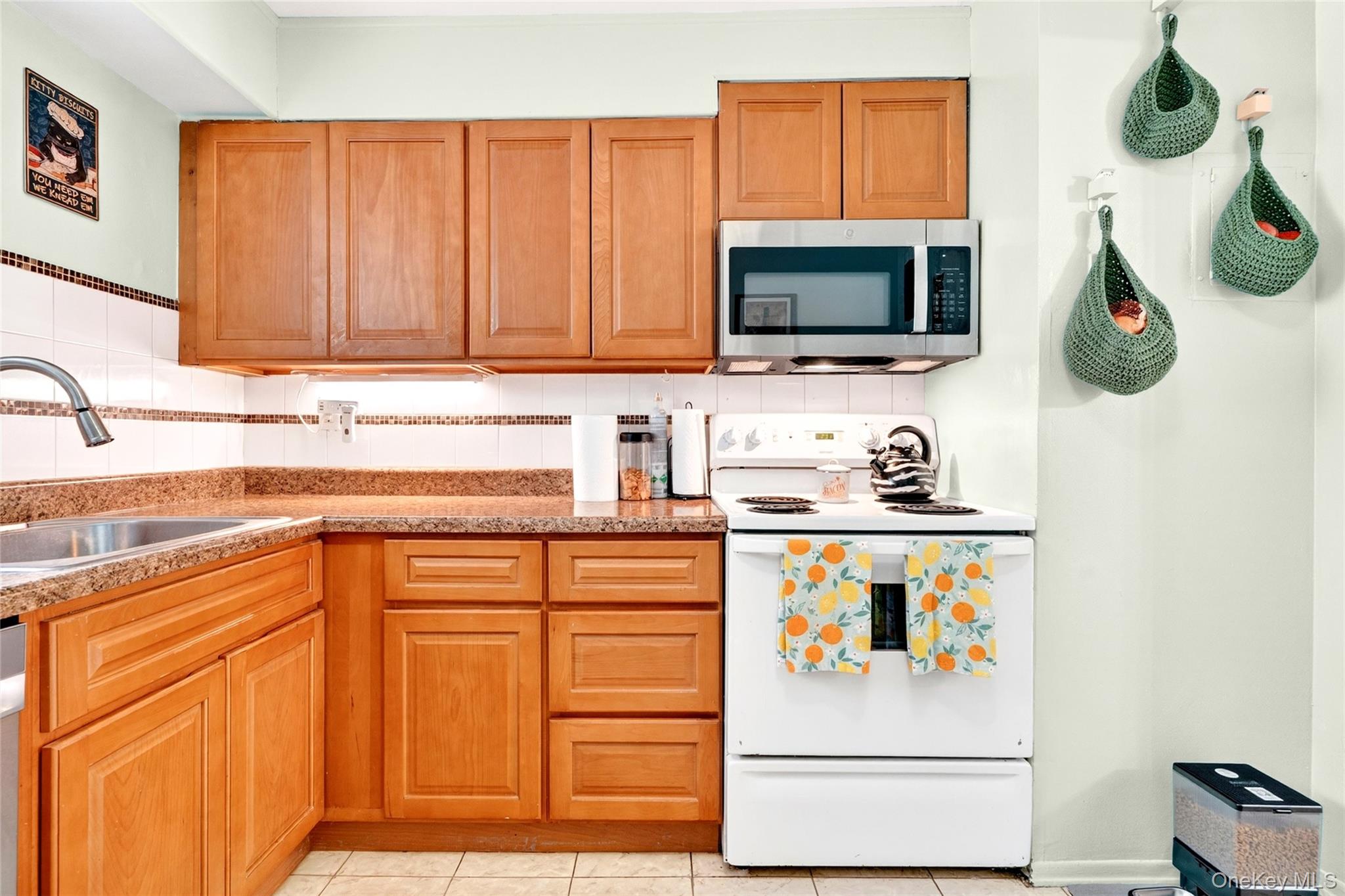 1840 Crompond Road, Unit 7A8 Peekskill, NY 10566 - Photo 13 of 25