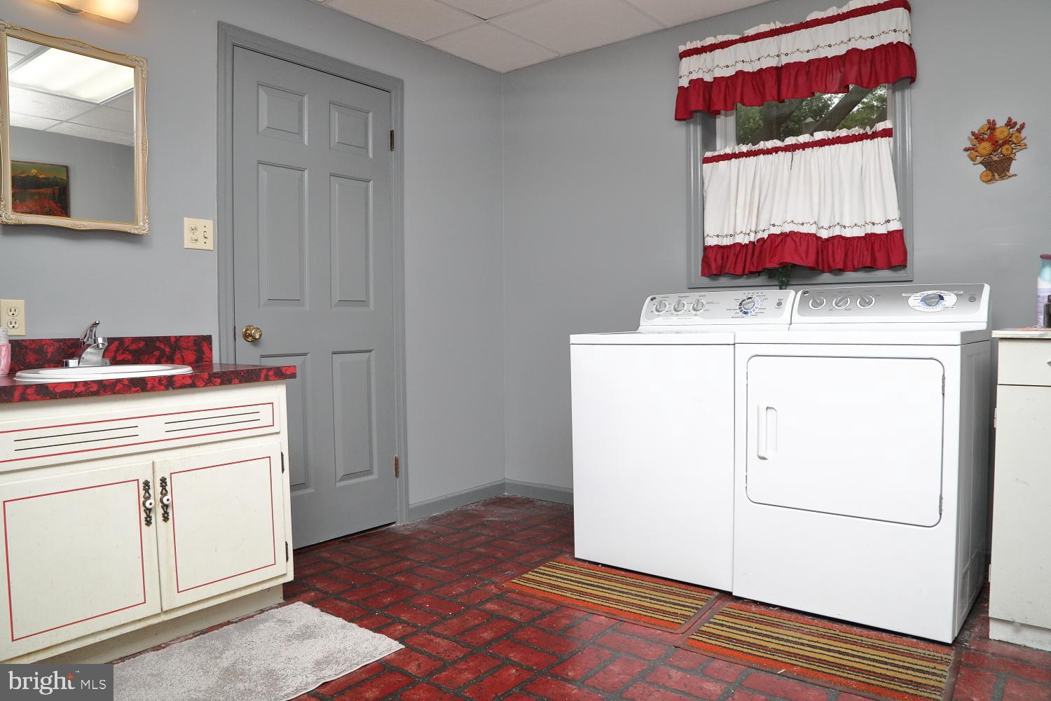1763 Ridge Road Elizabethtown, PA 17022 - Photo 10 of 23