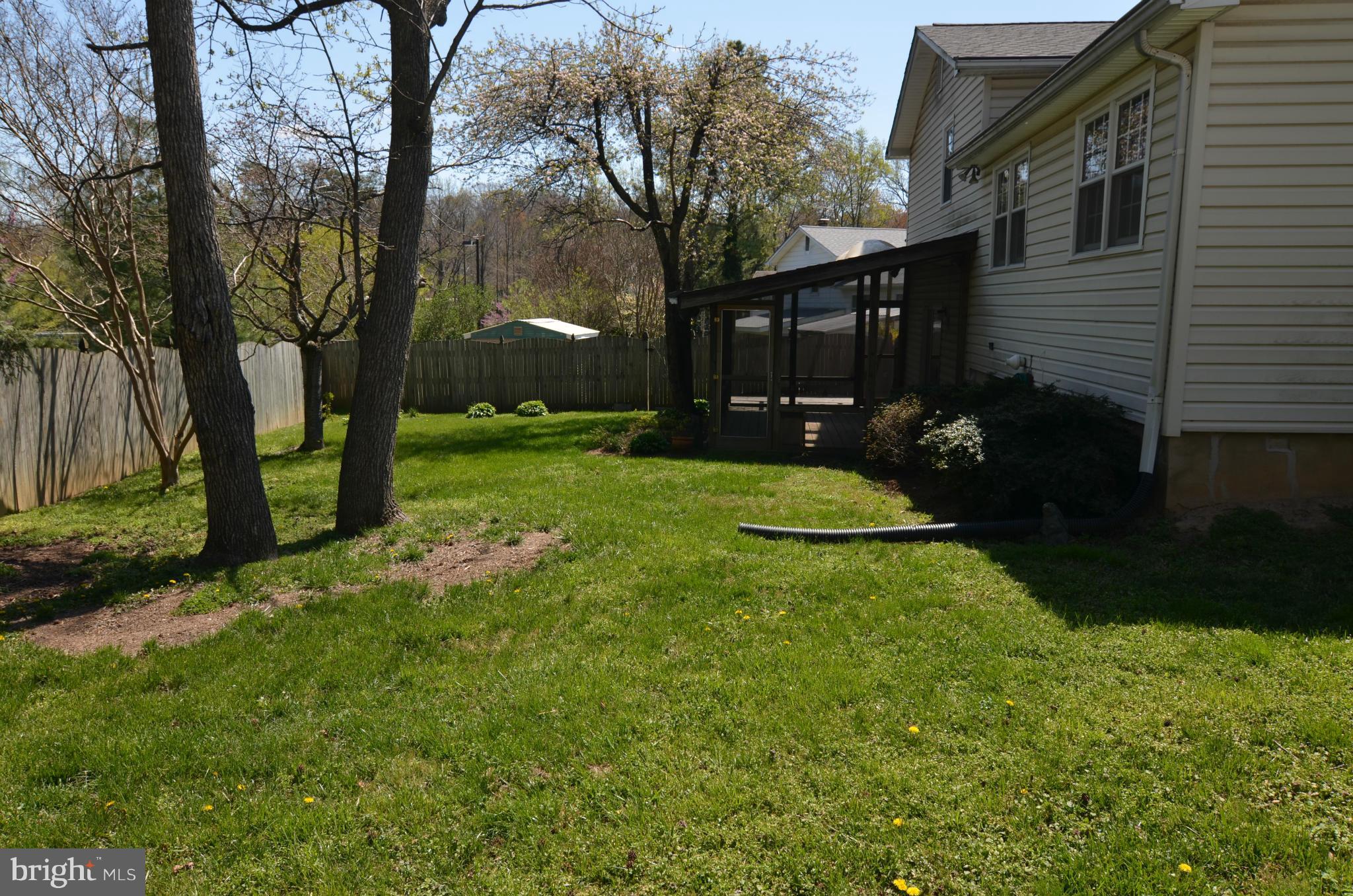 8612 Snowden Loop Laurel, MD 20708 - Photo 25 of 30 Exterior (General)