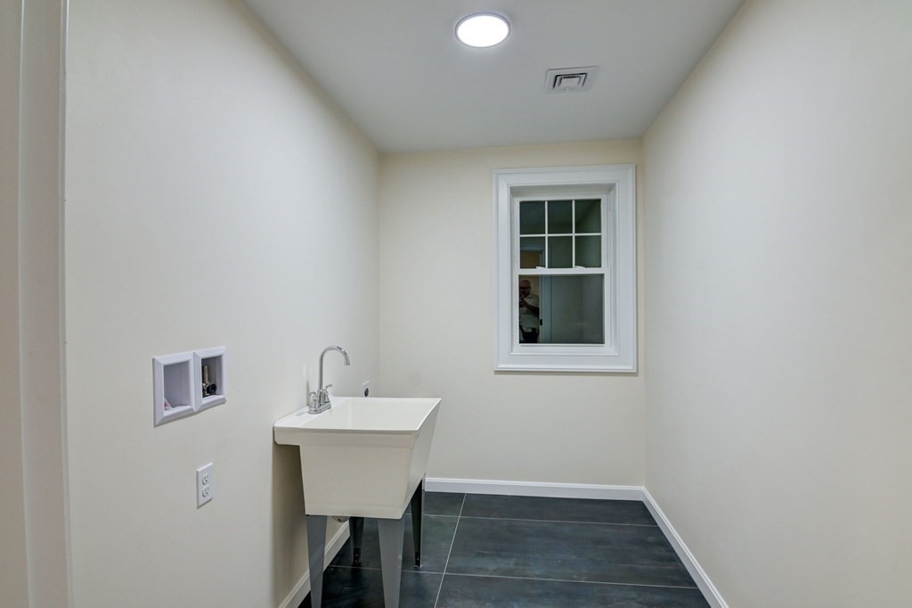 6 Fallon Circle Braintree, MA 02184 - Photo 34 of 42