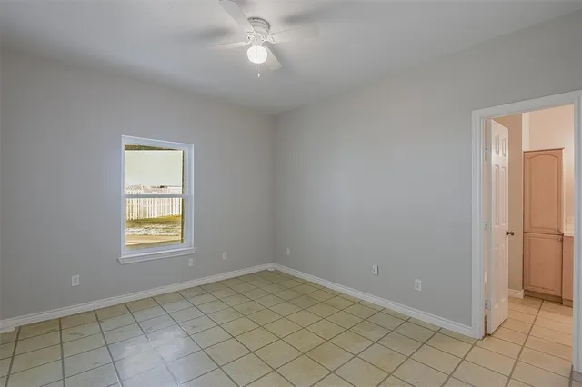 $1,750 | 438 Edna Road, Waxahachie, TX 75165