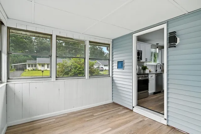 $299,000 | 17 Pebble Mill Road, Springfield, MA 01118