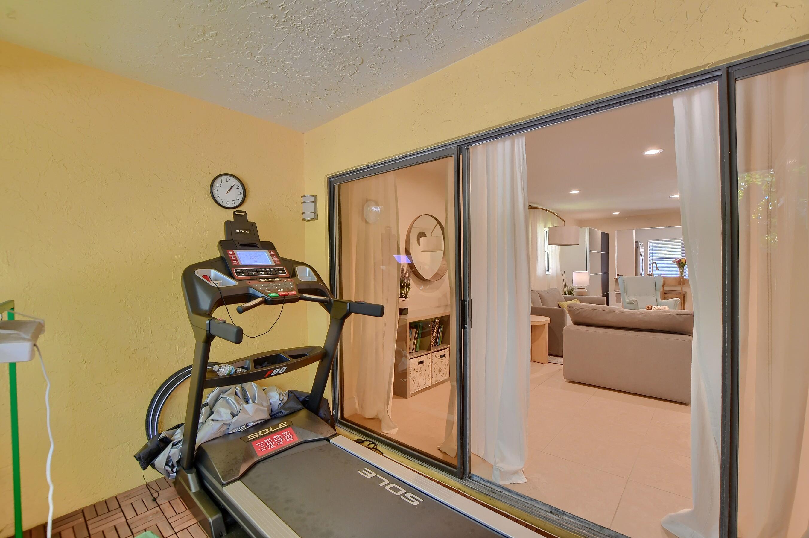 1501 Northwest 13th Street, Unit 14 Boca Raton, FL 33486 - Photo 19 of 24 23_ebf_1755-hdr(5)