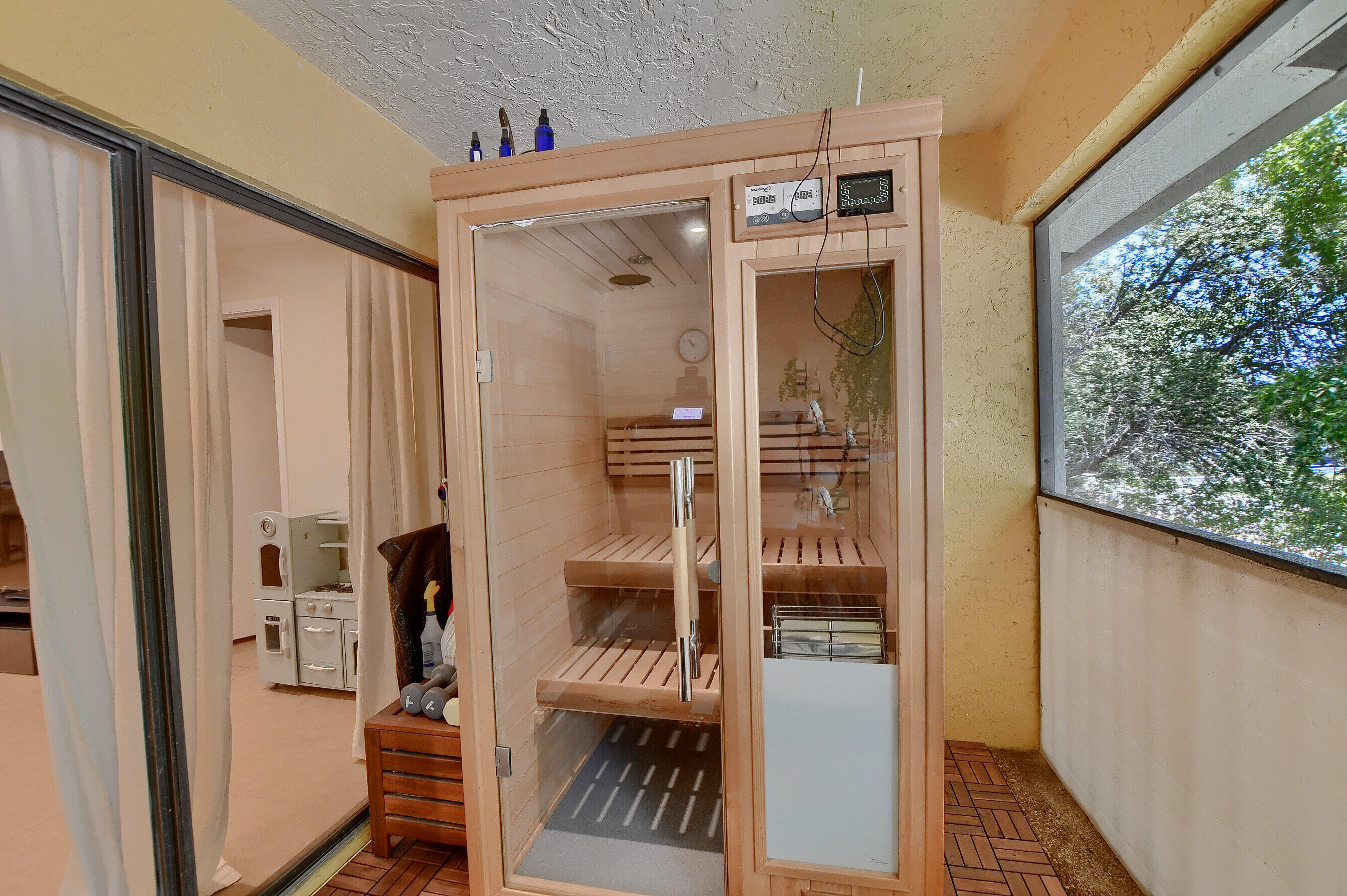 1501 Northwest 13th Street, Unit 14 Boca Raton, FL 33486 - Photo 20 of 24 24_ebf_1760-hdr(5)