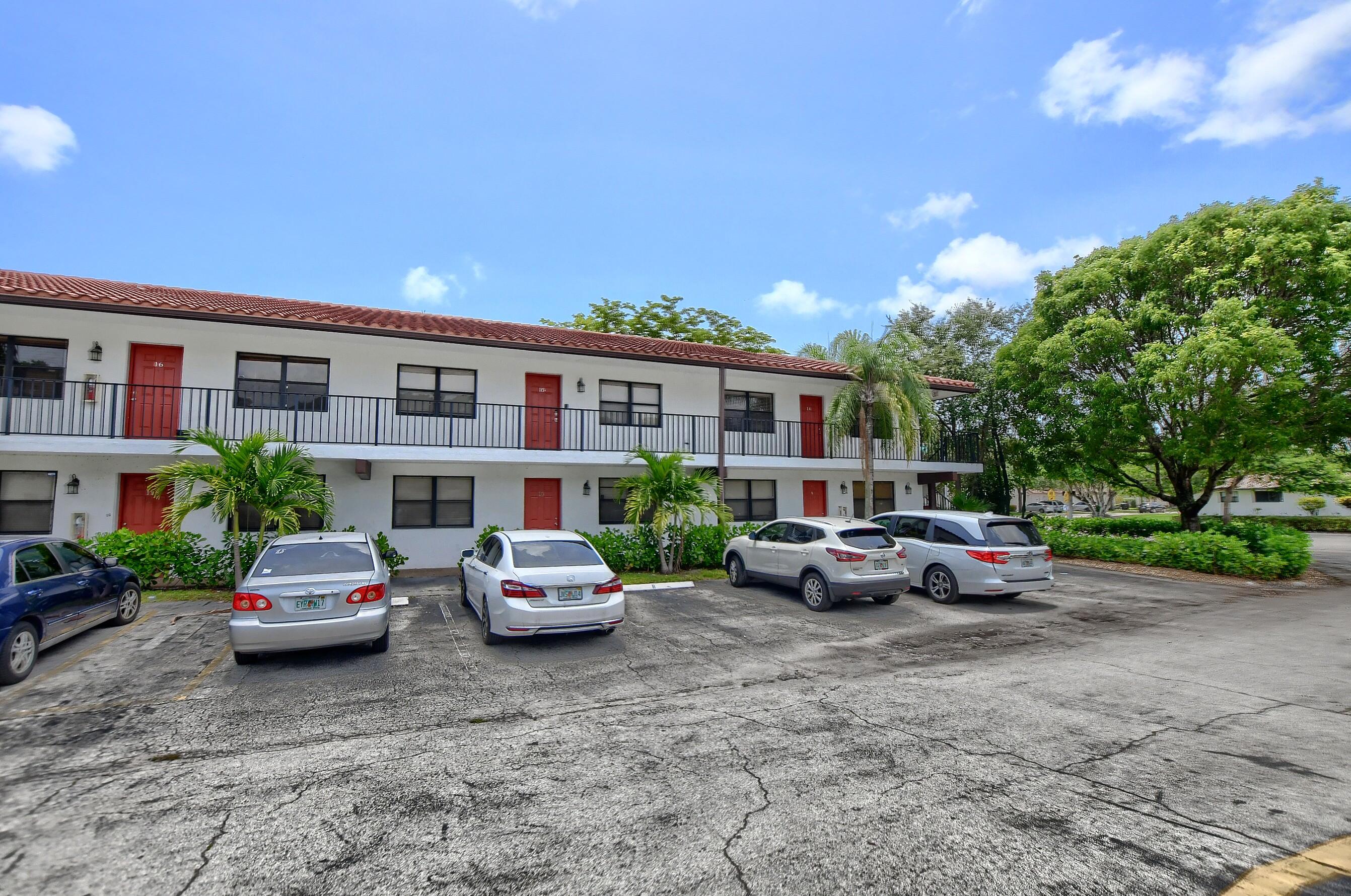 1501 Northwest 13th Street, Unit 14 Boca Raton, FL 33486 - Photo 22 of 24 01_ebf_1635-hdr(5)