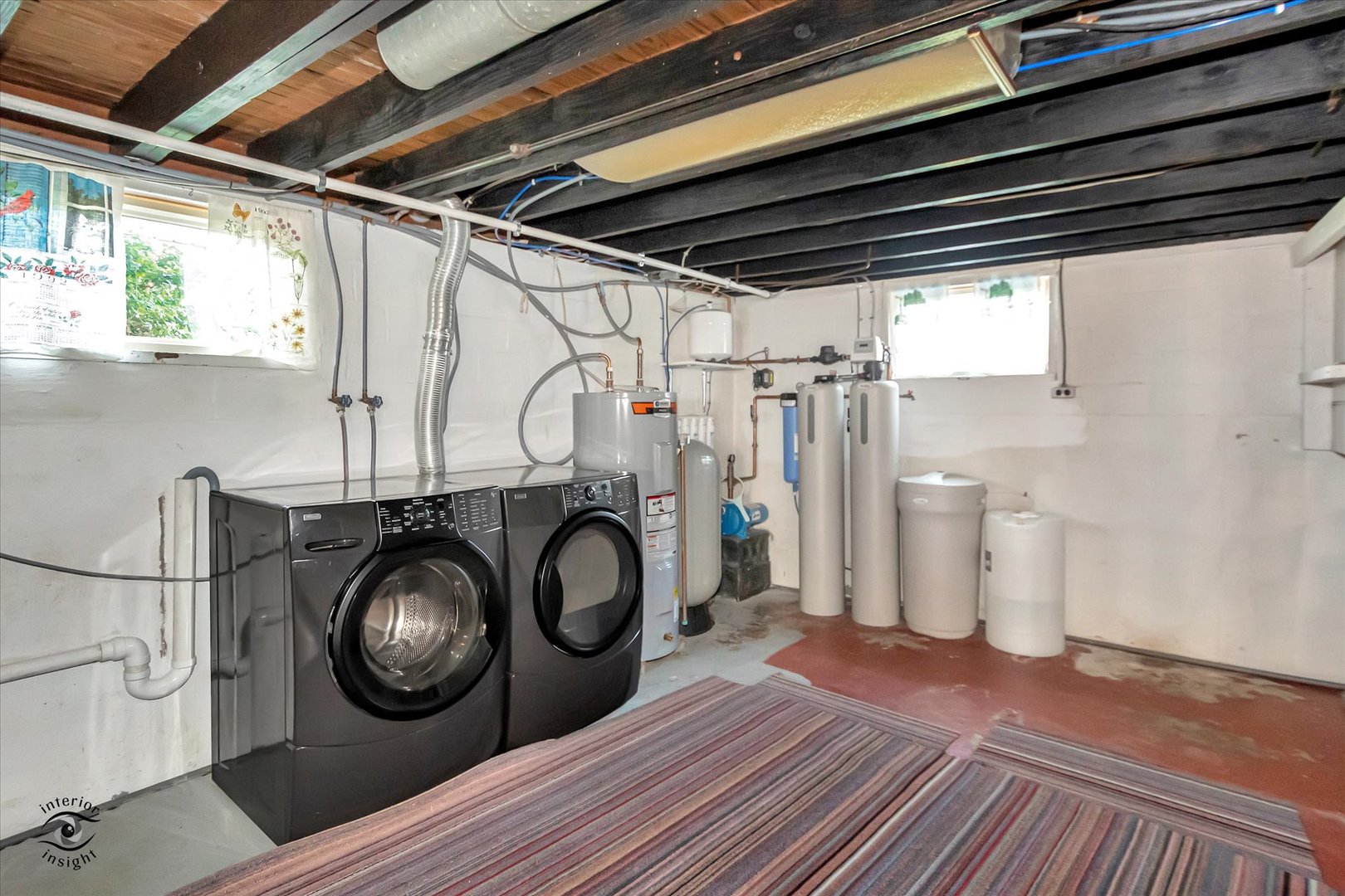 16615 West 2000N Road Reddick, IL 60961 - Photo 16 of 21 a utility room with dryer and washer