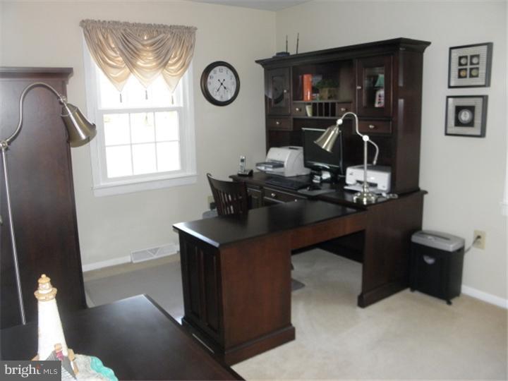15 Sunset Road Burlington, NJ 08016 - Photo 10 of 24 Bedroom 2