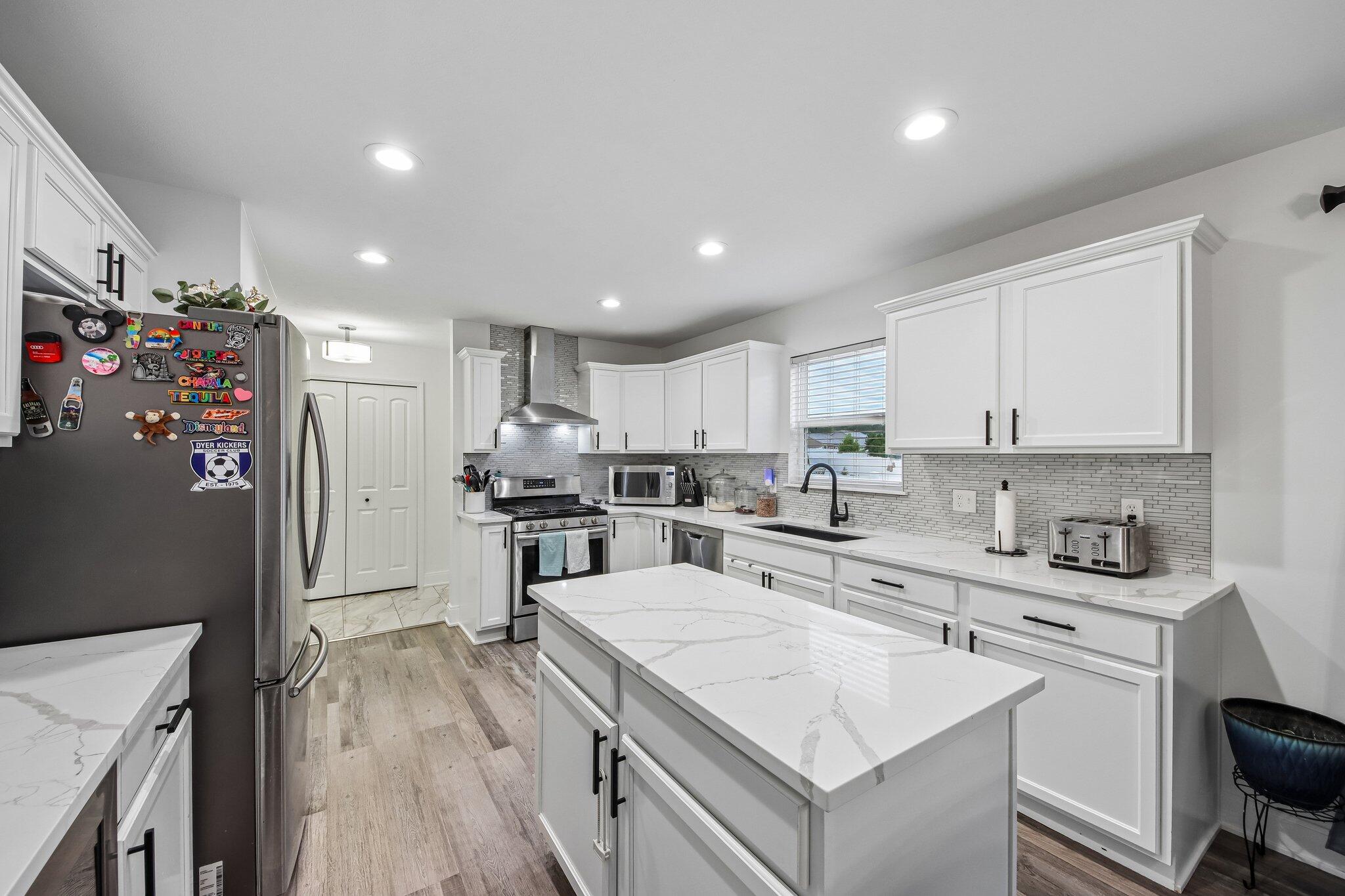 366 East 130th Lane Crown Point, IN 46307 - Photo 18 of 62 2048x1365