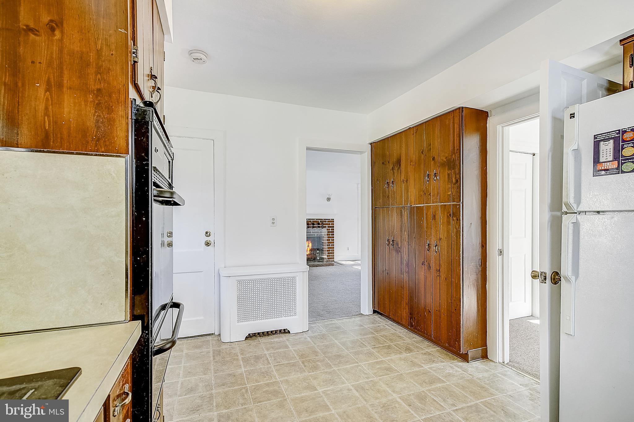 1565 Pennington Road Ewing, NJ 08618 - Photo 12 of 37