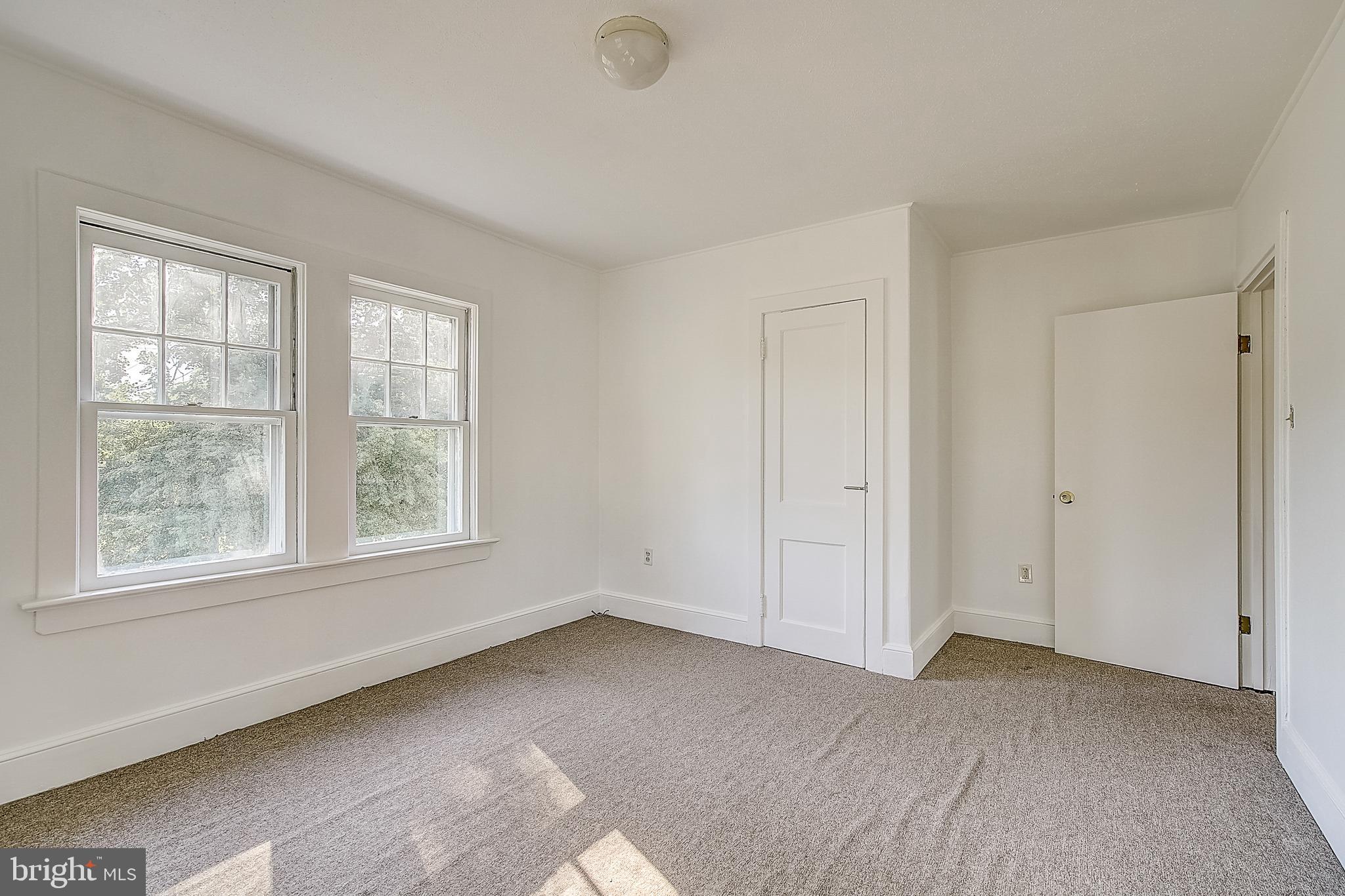 1565 Pennington Road Ewing, NJ 08618 - Photo 16 of 37