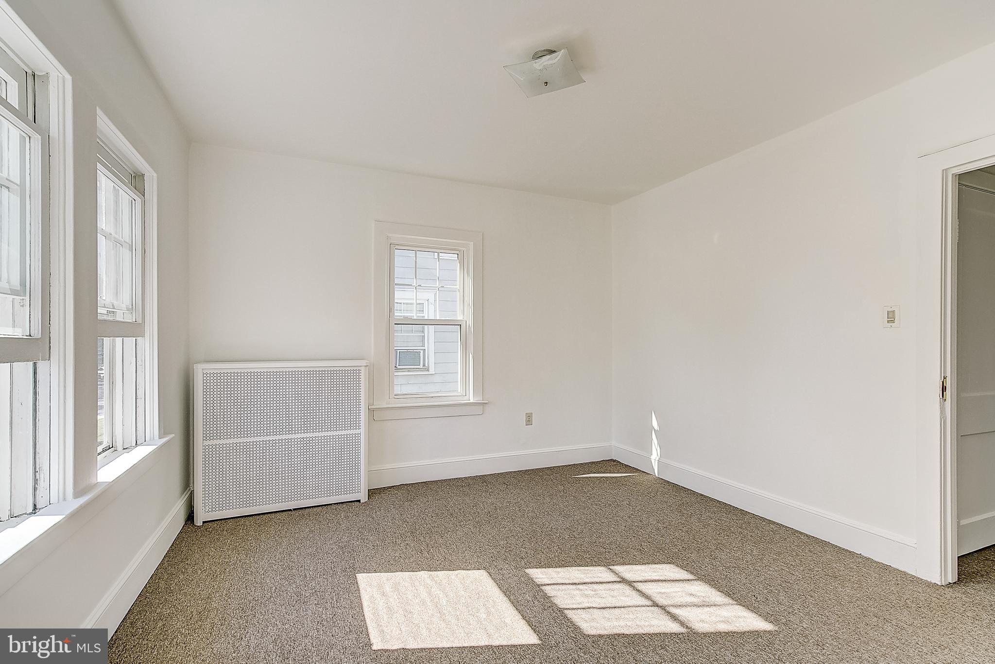 1565 Pennington Road Ewing, NJ 08618 - Photo 20 of 37