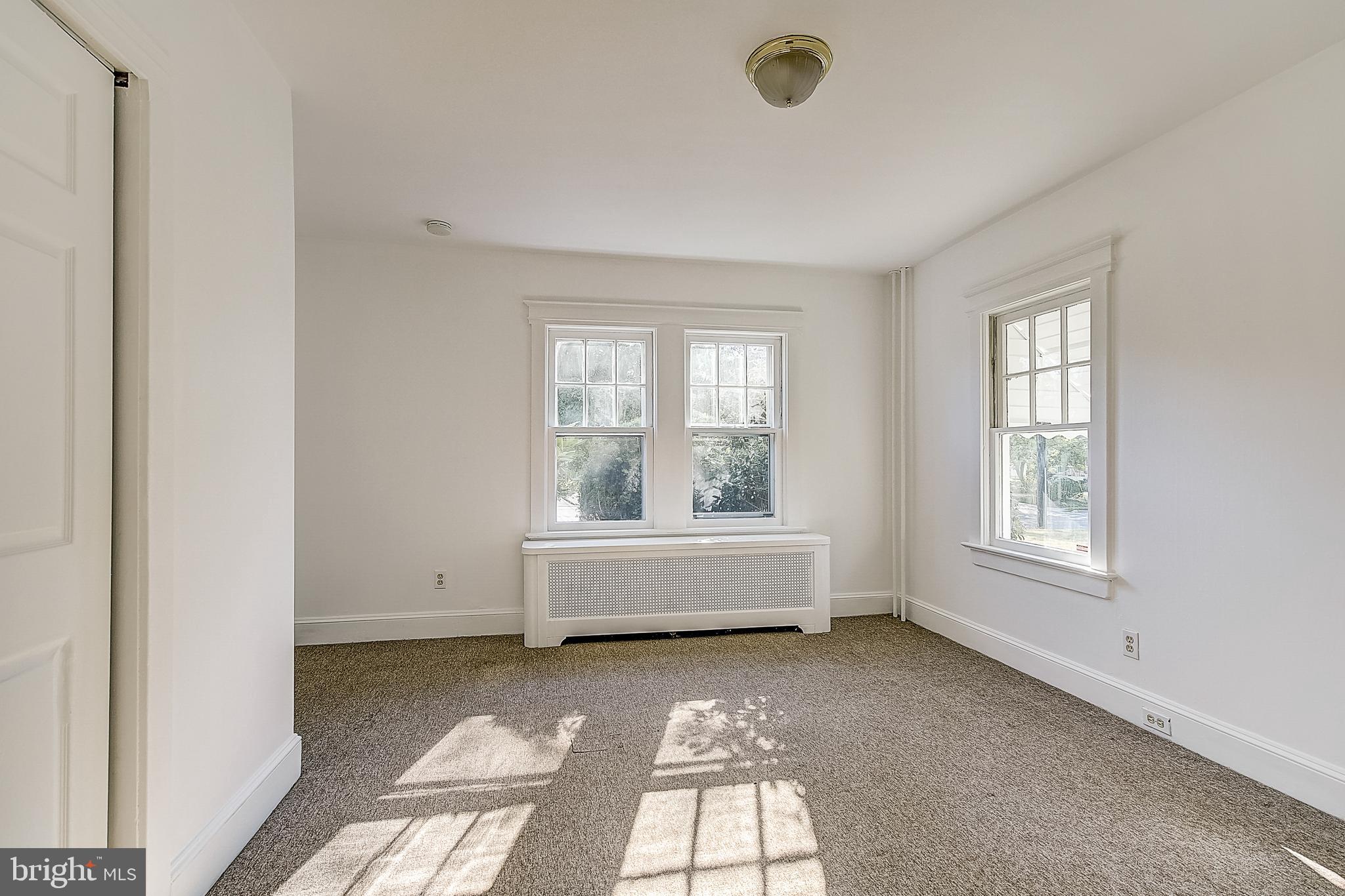 1565 Pennington Road Ewing, NJ 08618 - Photo 8 of 37
