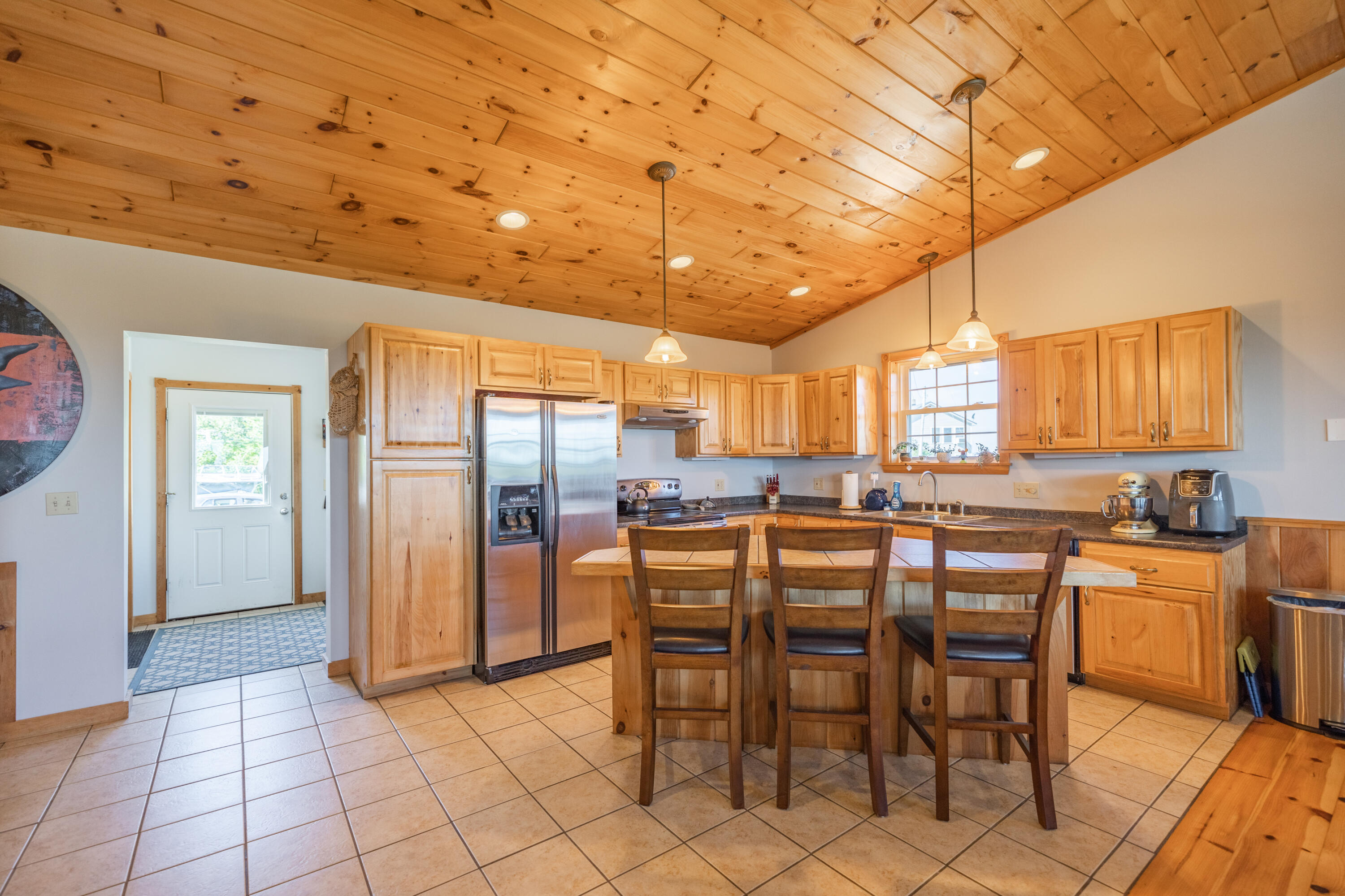 328 Quaker Ridge Road Leeds, ME 04263 - Photo 9 of 42 6I3A7561-HDR