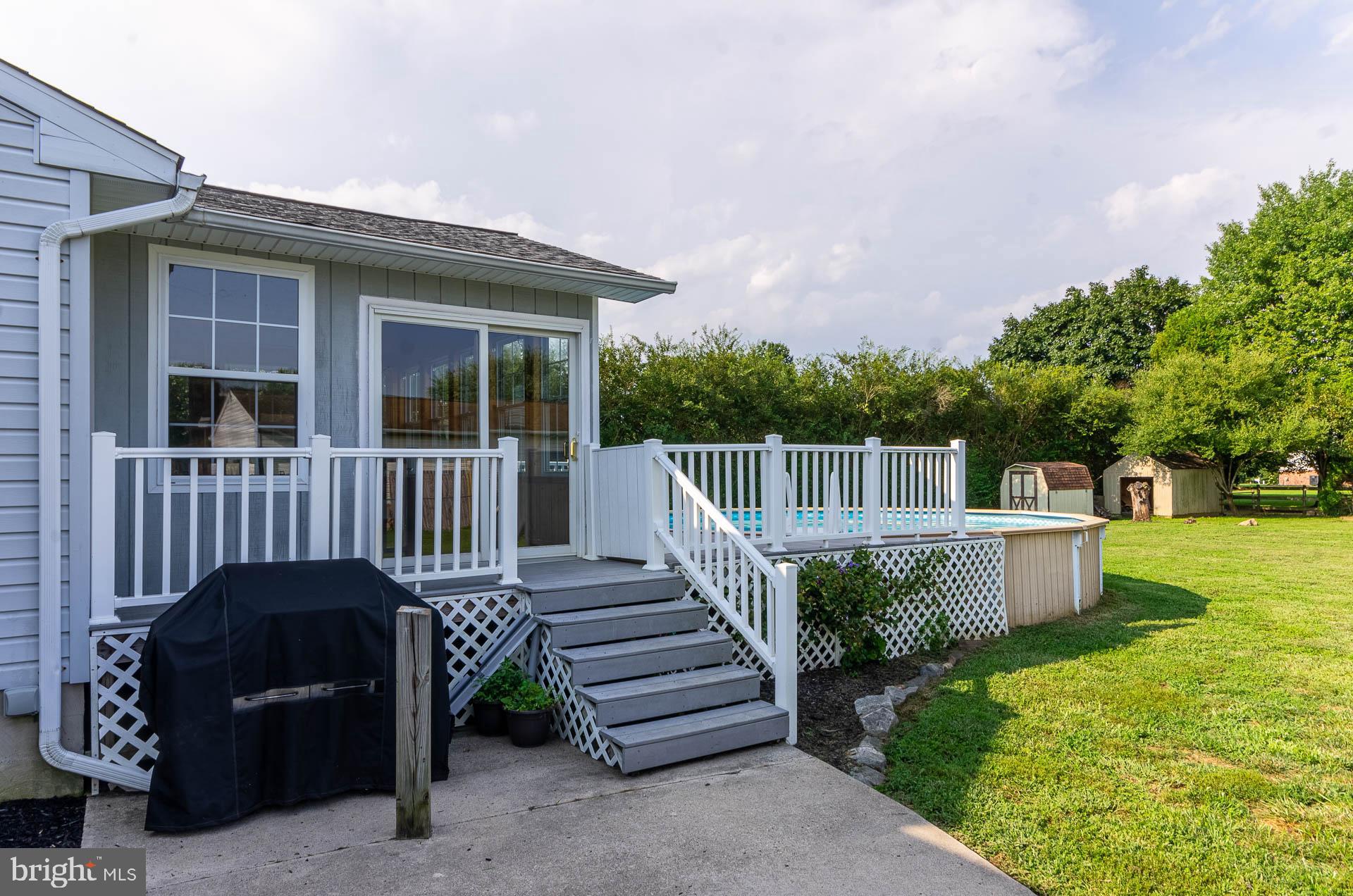 26 Liddell Road Colora, MD 21917 - Photo 35 of 37 a view of a deck with a wooden fence