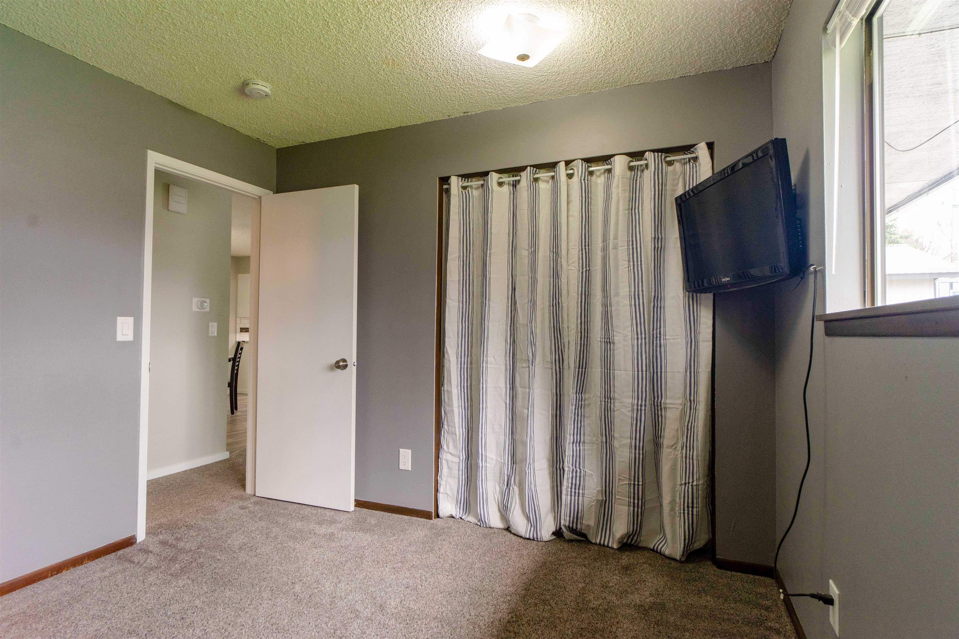 305 North Blake Road Spokane, WA 99216 - Photo 8 of 24