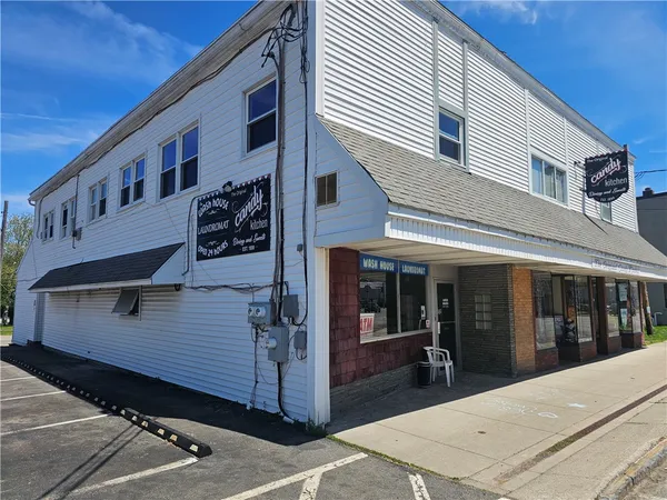 $975 | 2 Ridge Road, Ontario, NY 14519